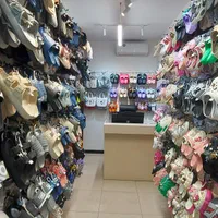 دمپایی و صندل در مجتمع تجاری ایرانیان. واحد F33