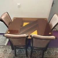 میز و صندلی ۴ نفره چوبی