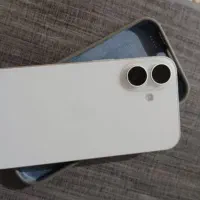 گوشی آیفون۱۶