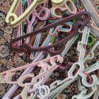 گیره لبا به همراه اینه ناخونی|فروشگاه و مغازه|مریوان, |دیوار