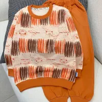 بلوز  شلوار خرسی تمام چاپ مداد رنگی