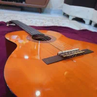 گیتار یاماها c40|گیتار، بیس، امپلیفایر|رشت, پستک|دیوار