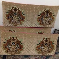 پشتی دونفره دو جفت اما نخ در حد نو کمکار|پشتی|مشهد, نظام دوست|دیوار