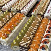 آشپز + کارگر ساده +فروشنده اقا+ جهت کار در قنادی