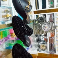 زنانه نگینی