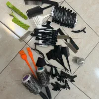 ابزار رنگ مو، براش رنگ،شانه،کلیپس ،حوله یکبار مصرف