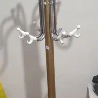 چوب لباسی ایستاده