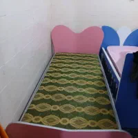 تخت خواب ام دی اف و تعدادی تشک