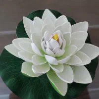 گل نیلوفر مصنوعی