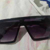 عینک آفتابی