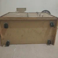 کمد چوبی چرخ دار