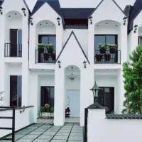 دوبلکس نما انگلیسی زیر قیمت/سنددار/۳کنتور/فول مبله