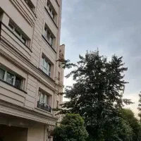 تجریش ۷۲ متر دو خواب نوساز تک واحدی کاملا اداری