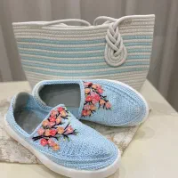 گیوه گلدوزی شده