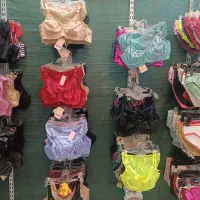 لباس زیر زنانه