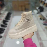 چند جفت کفش ساقدار نو|کیف، کفش، کمربند|مشهد, چهنو|دیوار