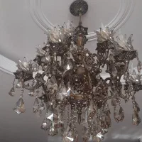 لوستر سیاه قلم برنجی سالم در حد نو