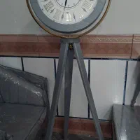 ساعت تمیز بدون خط خش