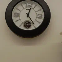 ساعت دیواری