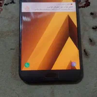 ۲تا گوشی ساده و گوشی a7 2017