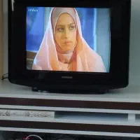 تلویزیون و میز تلویزیون|تلویزیون و پروژکتور|تهران, بلورسازی|دیوار