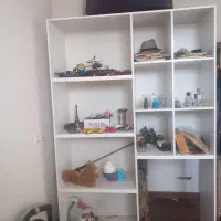 قفسه و میز تحریر و دو عدد دراور