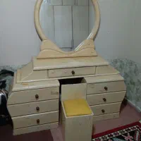 میز ارایشی