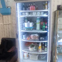 سه عدد یخچال ویترینی ،نوشیدنی ، و فریزر