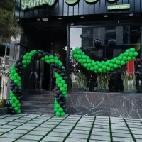 دیزاین بادکنک آرایی و گلارایی افتتاحیه و تولد