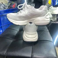 کتانی بچگونه نزدیک به ۱۰۰ دست|کیف، کفش، کمربند|تهران, امیریه|دیوار