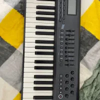 گیتار اکوستیک. بیس و میدی کنترل.