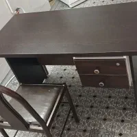 میز و صندلی