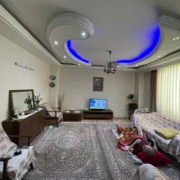 ۹۵ متر/دو خواب بر اصلی/اسانسور پارکینگ غیر مزاحم