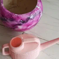 گلدان و اب پاش