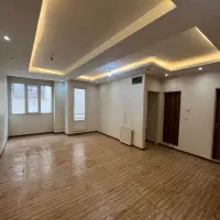 ۷۵ متر / ۸ سال ساخت / بالای شهرداری / تخلیه