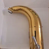 شیر روشویی چشمی پایه بلند طلایی