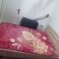 تخت خواب دونفره سالم همراه باتشک