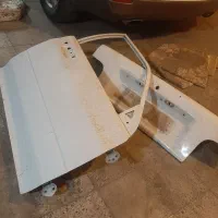درب سمت شاگرد پراید و صندوق عقب پراید