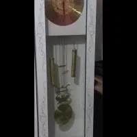 ساعت زمینی چراغ دار