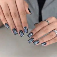 خدمات تخصصی ناخن و مژه عسل