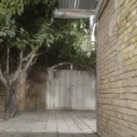 فروش خانه ویلایی ۱۶۰ متری  و زمین‌ بفروش‌ میرسد|فروش خانه و ویلا|بروجرد, |دیوار
