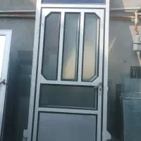 درب تک لت دوعدد سالم+ دربهی دولت وپنجره