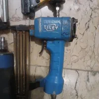 میخ کوب ومکنه