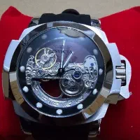 ساعت اینویکتا اتومات آکبند