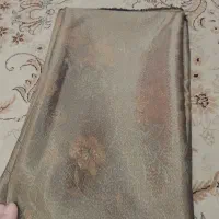 یک قواره پارچه دو رو