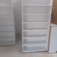 قفسه.کتابخوانه.ویترین