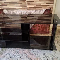 گل با گلدون با میز تلویزیون فروشی|گل و گیاه طبیعی|بومهن, |دیوار