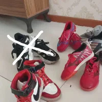 کتونی و کفش سالنی بچگانه