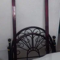 تخت یک نفره