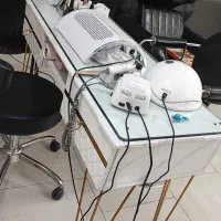 فروش میز ناخن و لوازم کاشت ناخن